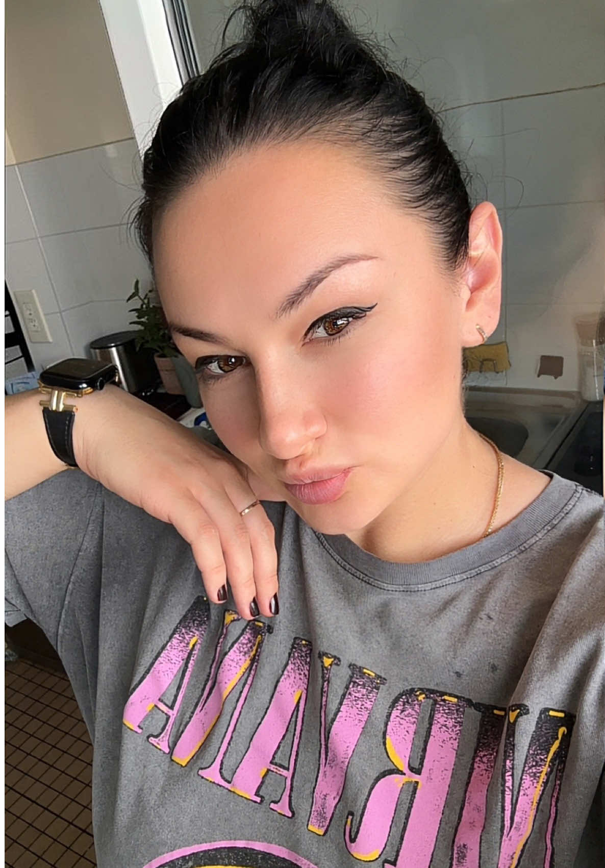 @Yana🖤