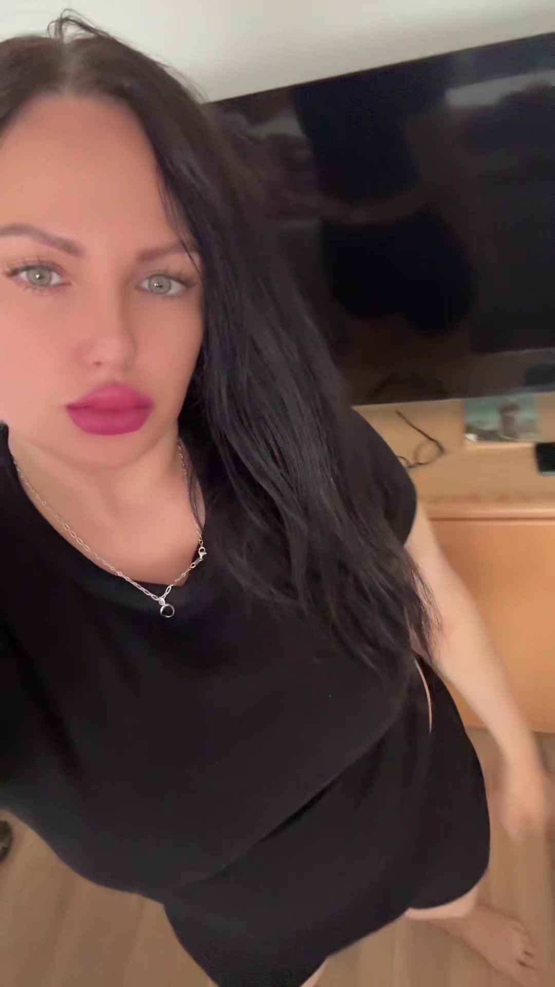 @onelia