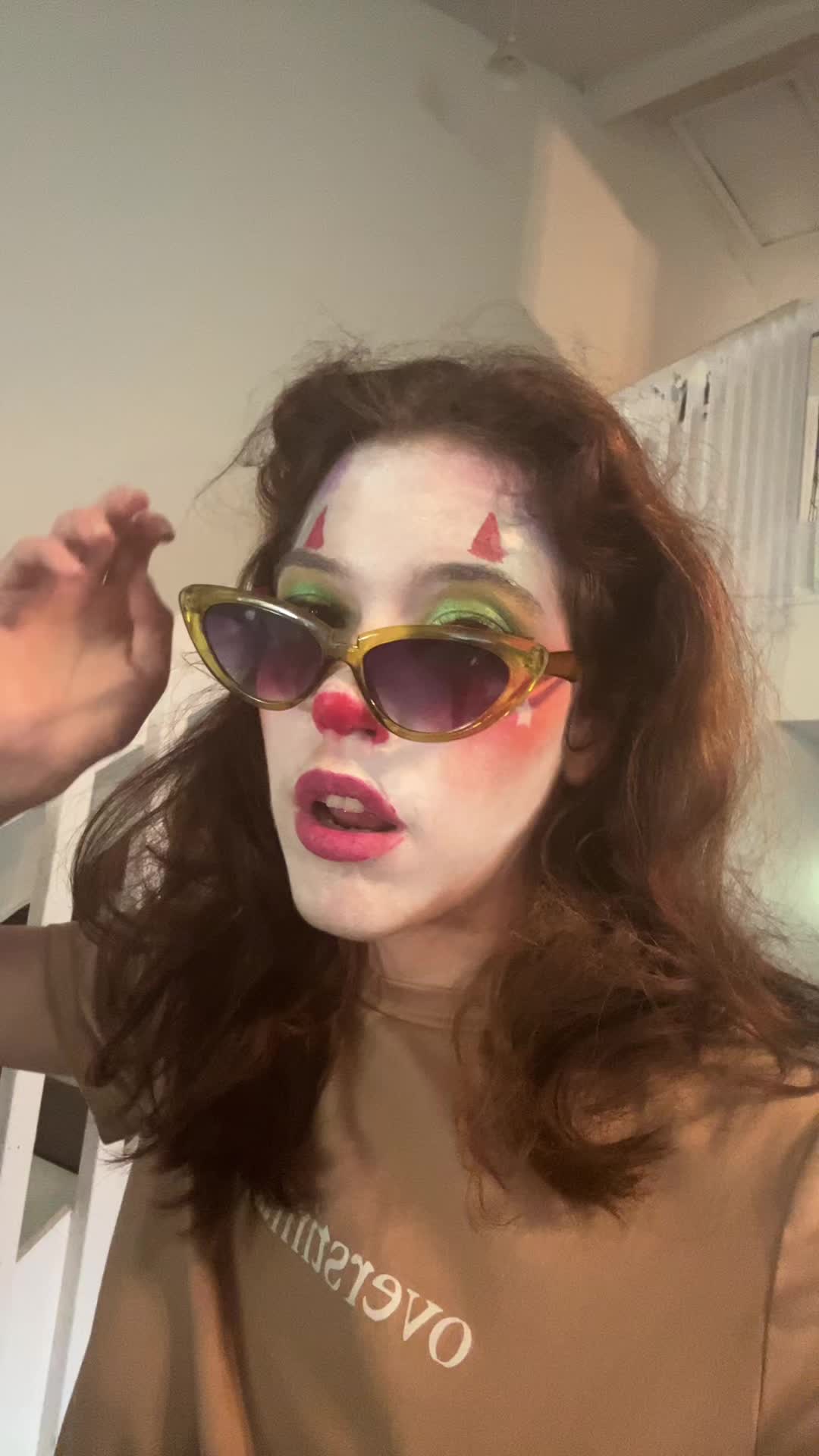 @_thatclowngirl_