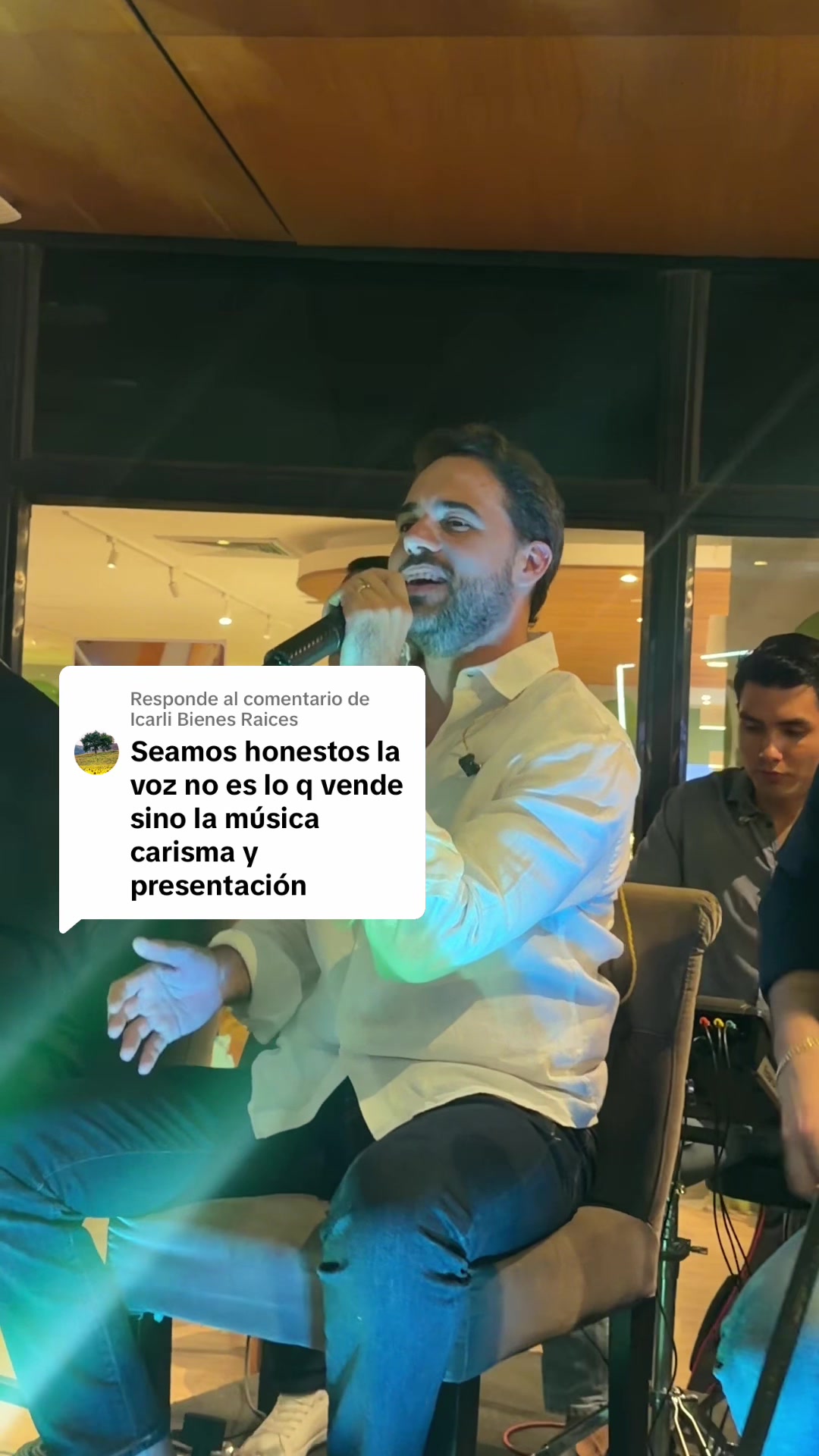 @Hermanos Barbery Oficial