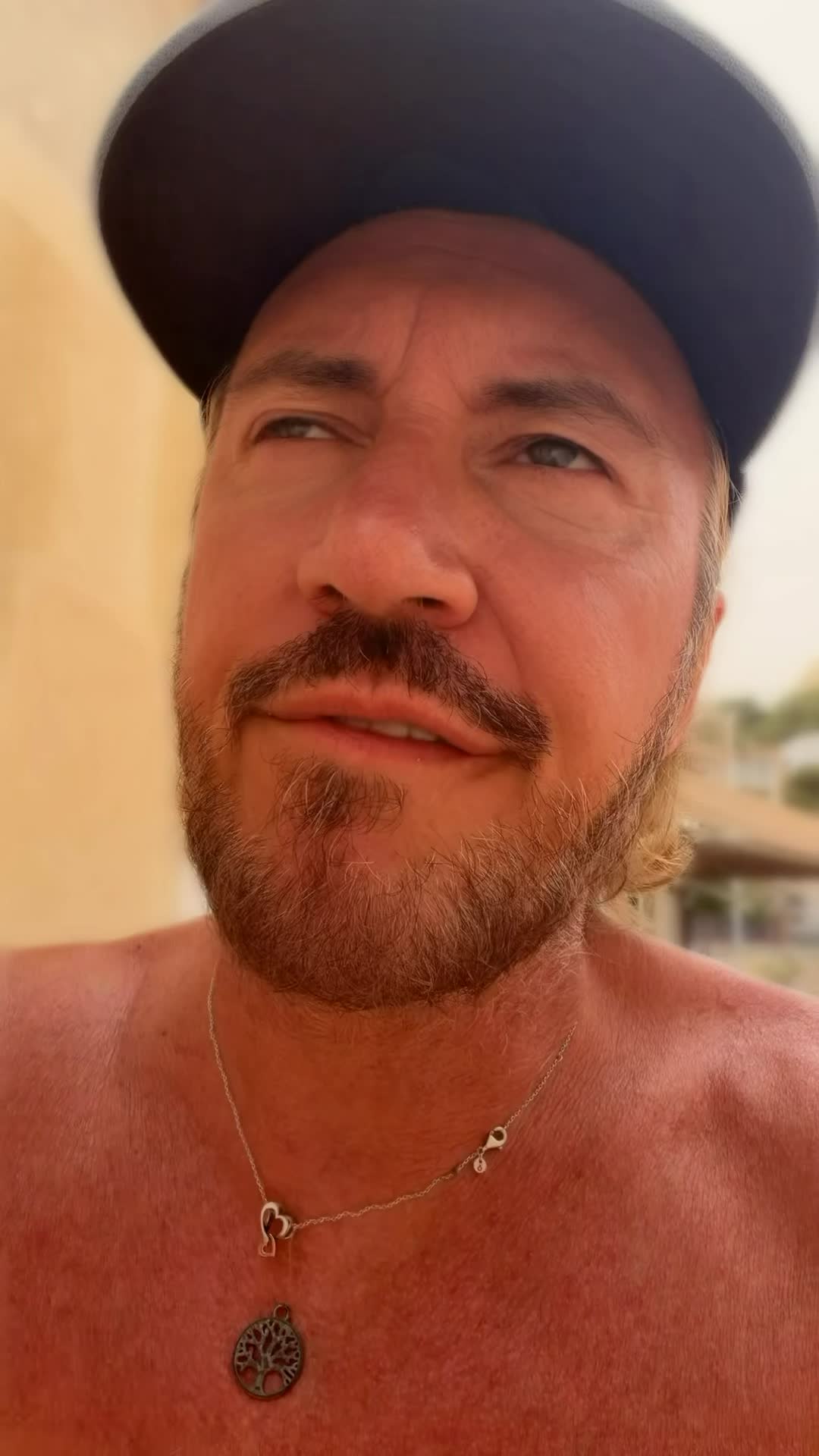 @VIVEK RICCARDO SARDONÈ