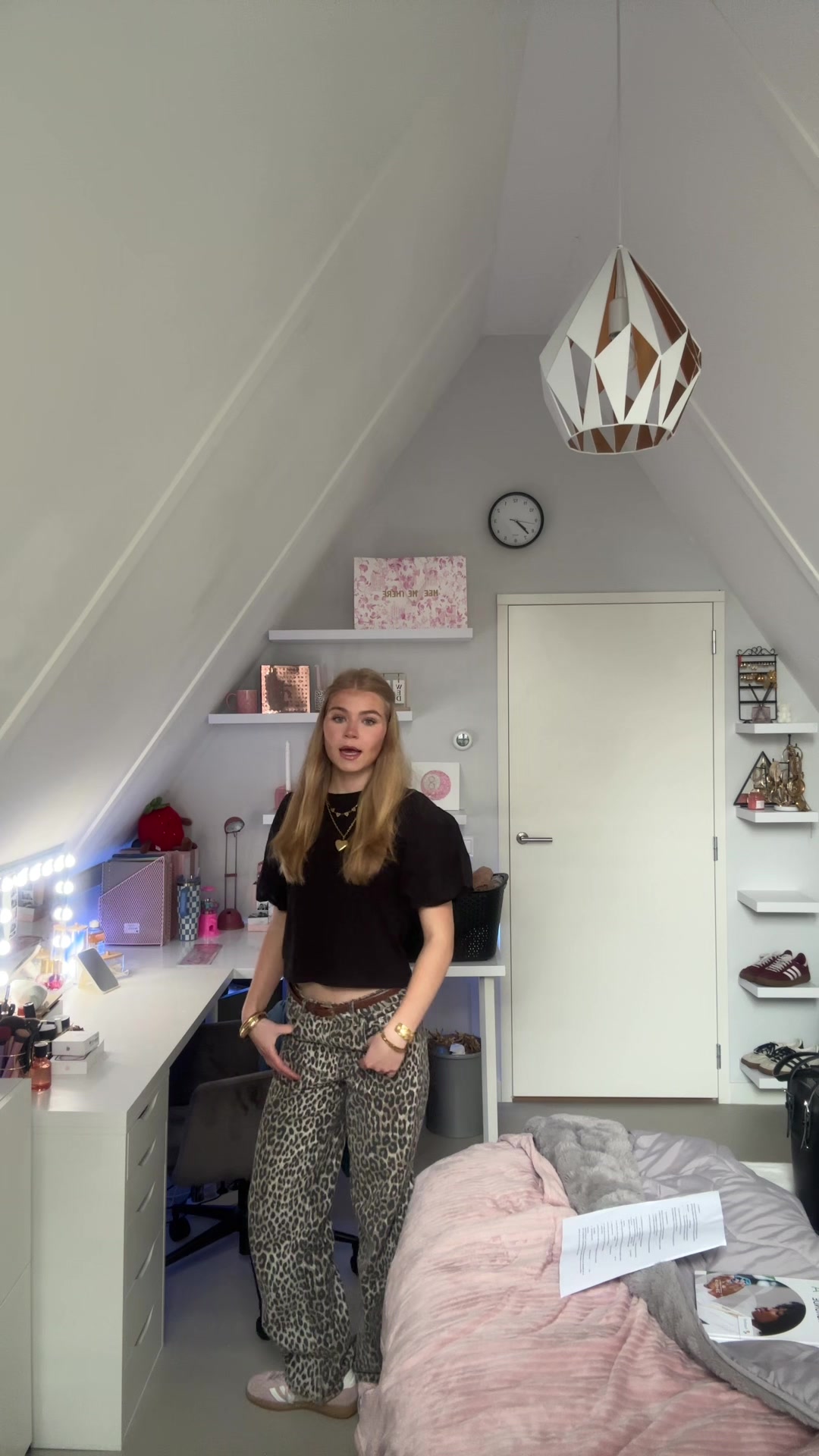 @𝓜𝓪𝓻𝓵𝓸𝓾🍸⭐️