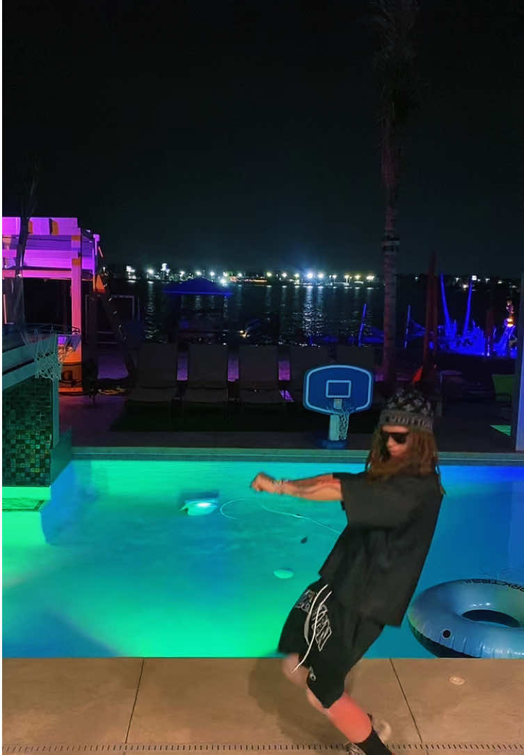 @redd__baby