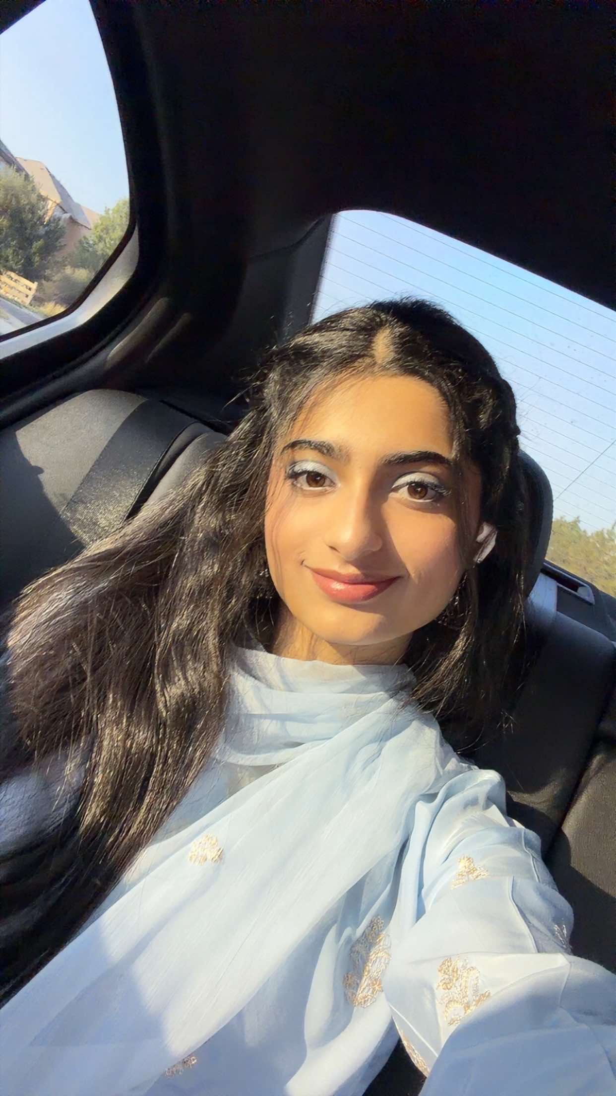 @Rosheen Hussnain 🇵🇰