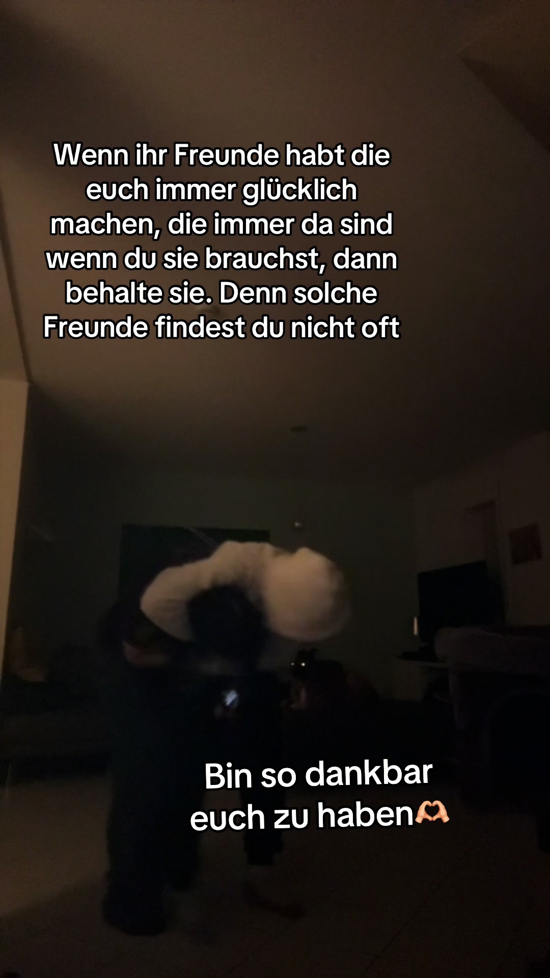 @𝑬𝒎𝒎𝒚