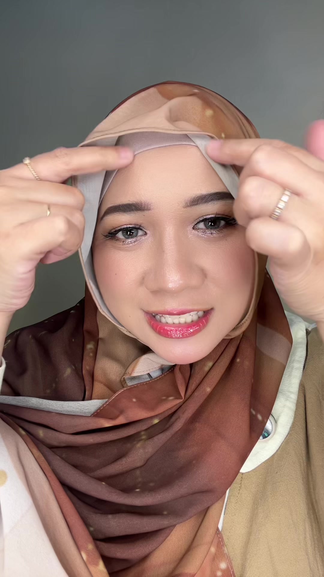@Anis Yunia Akbar (AYA)