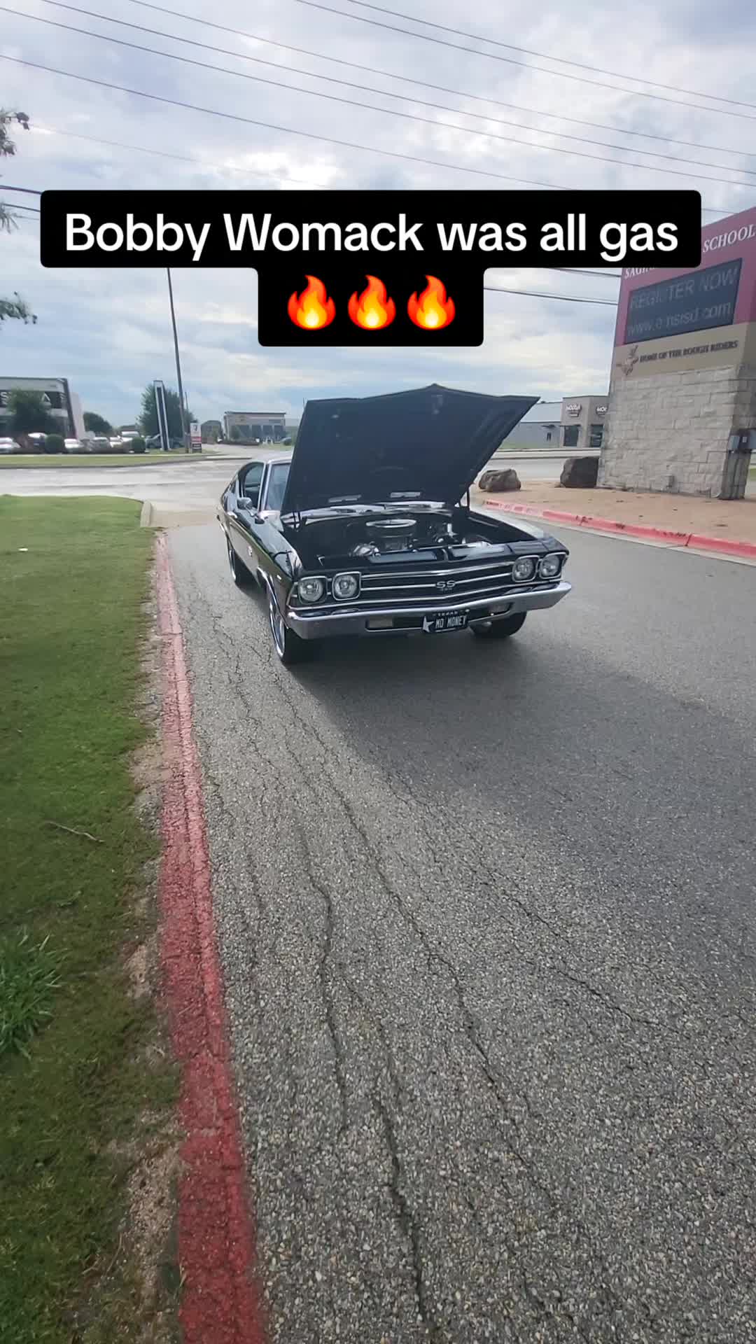 @MoMoney