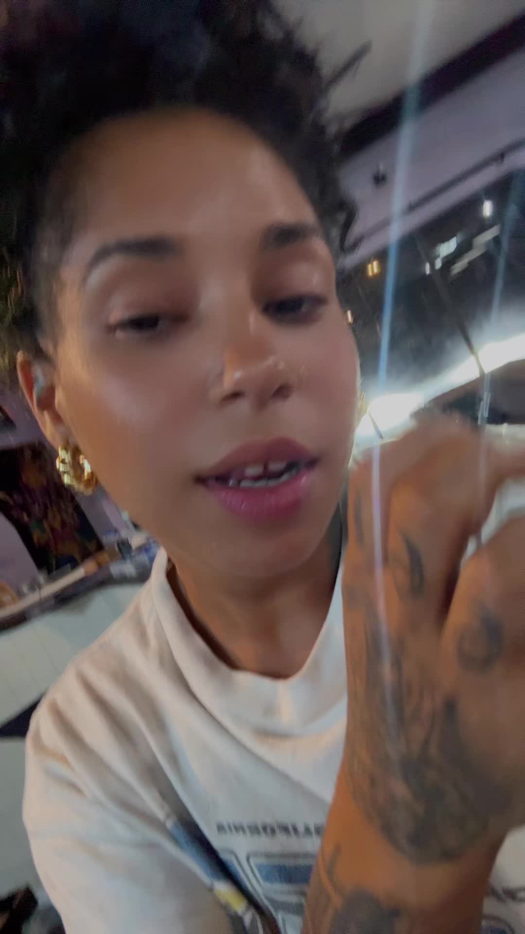 @ShhmoneyCurl