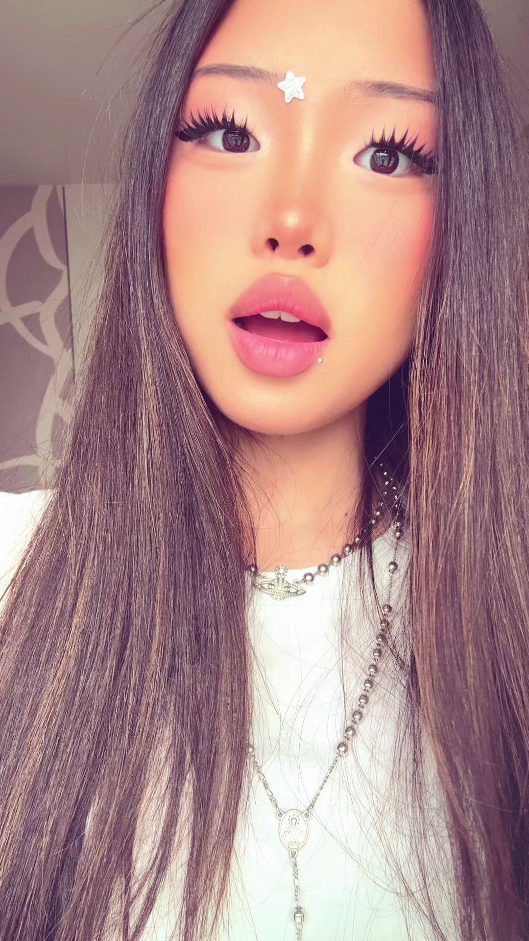 @фарфóровая кýкла