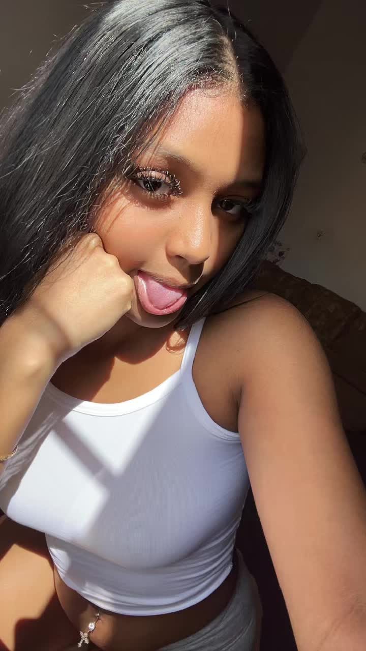 @Alyssa-Marie ᥫ᭡