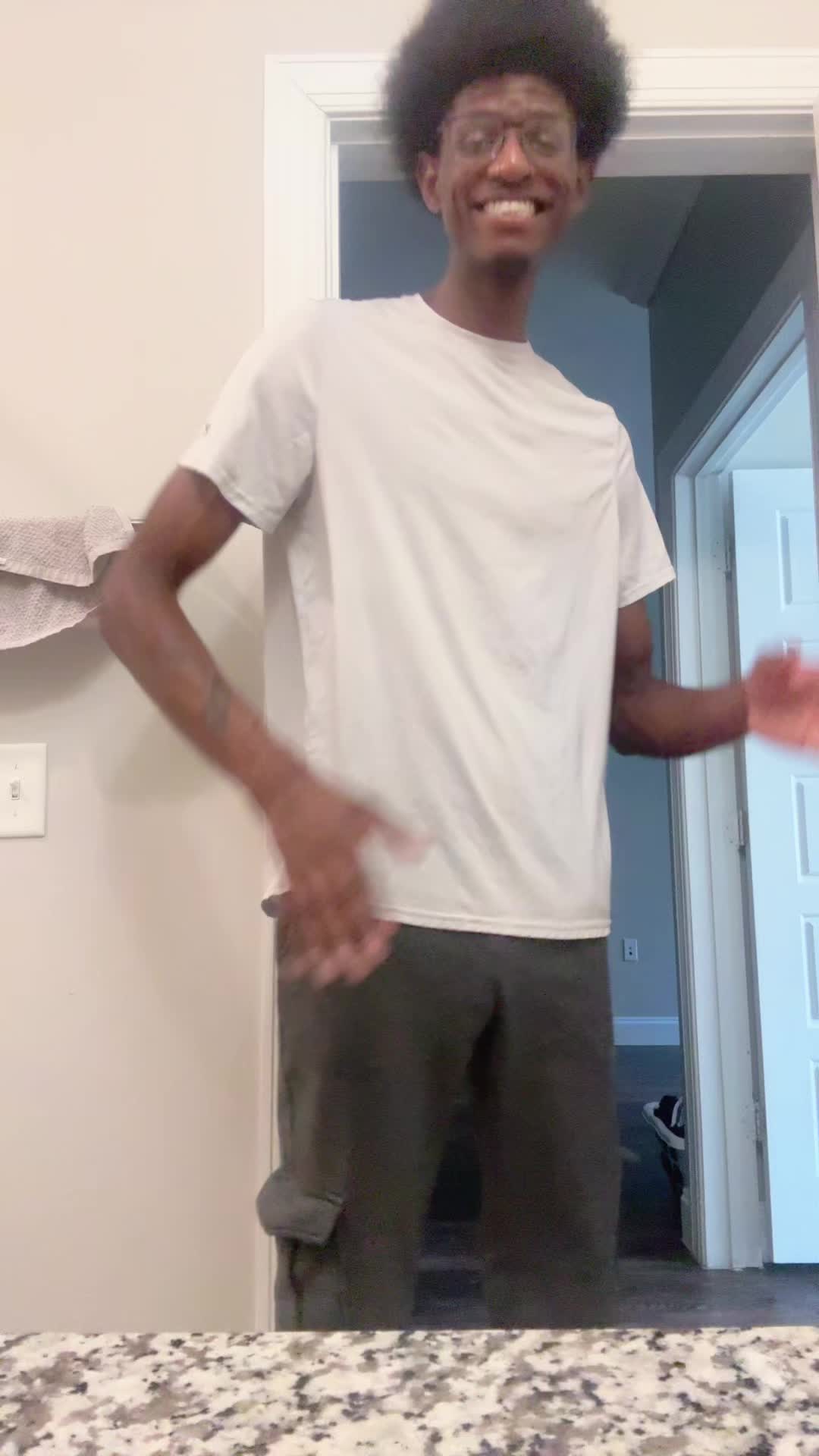 @LEEK