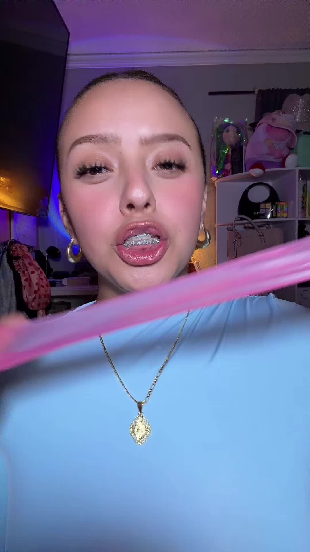 @aolanymorie