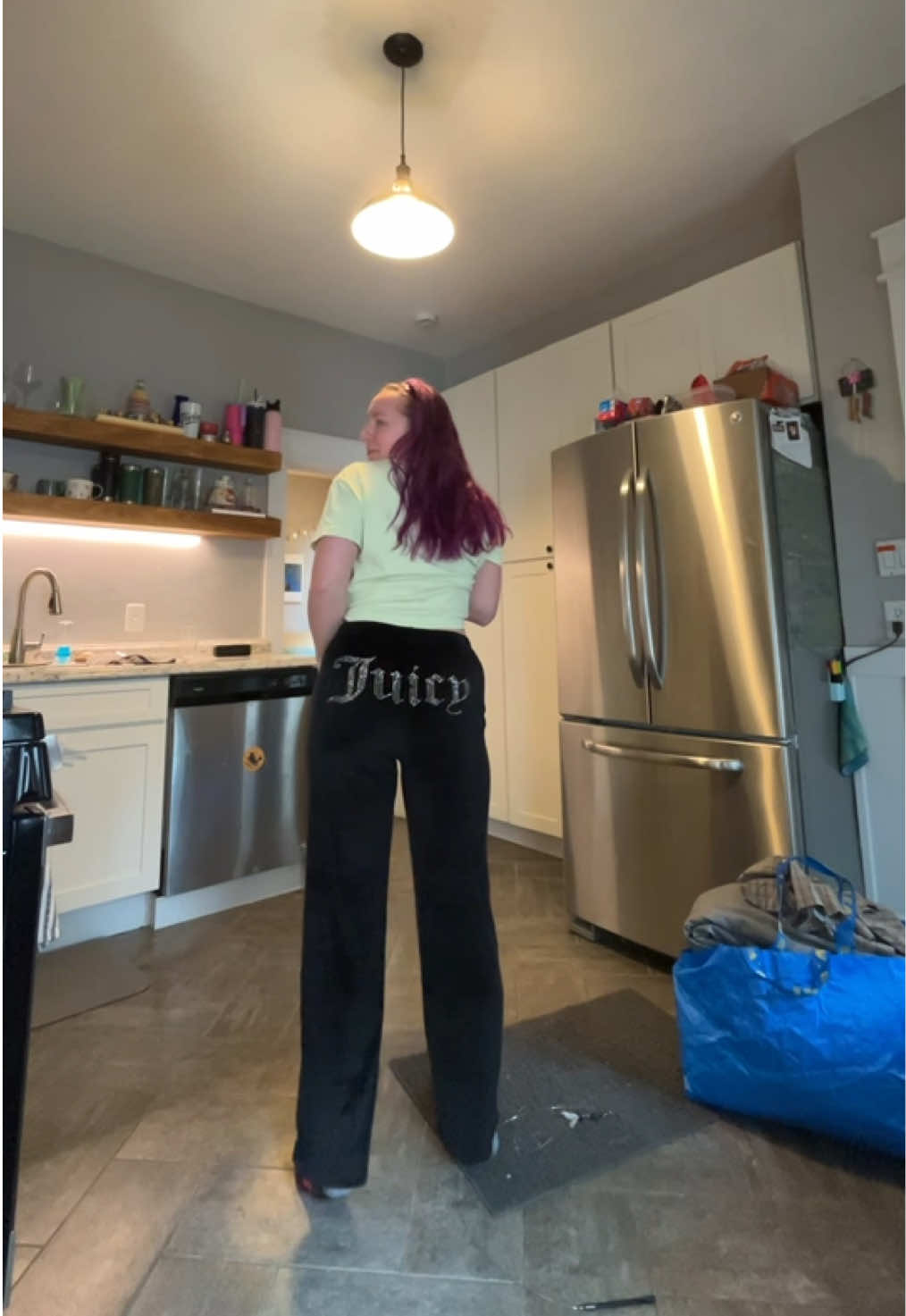@Liv 💜🦄☂️☯️🪻