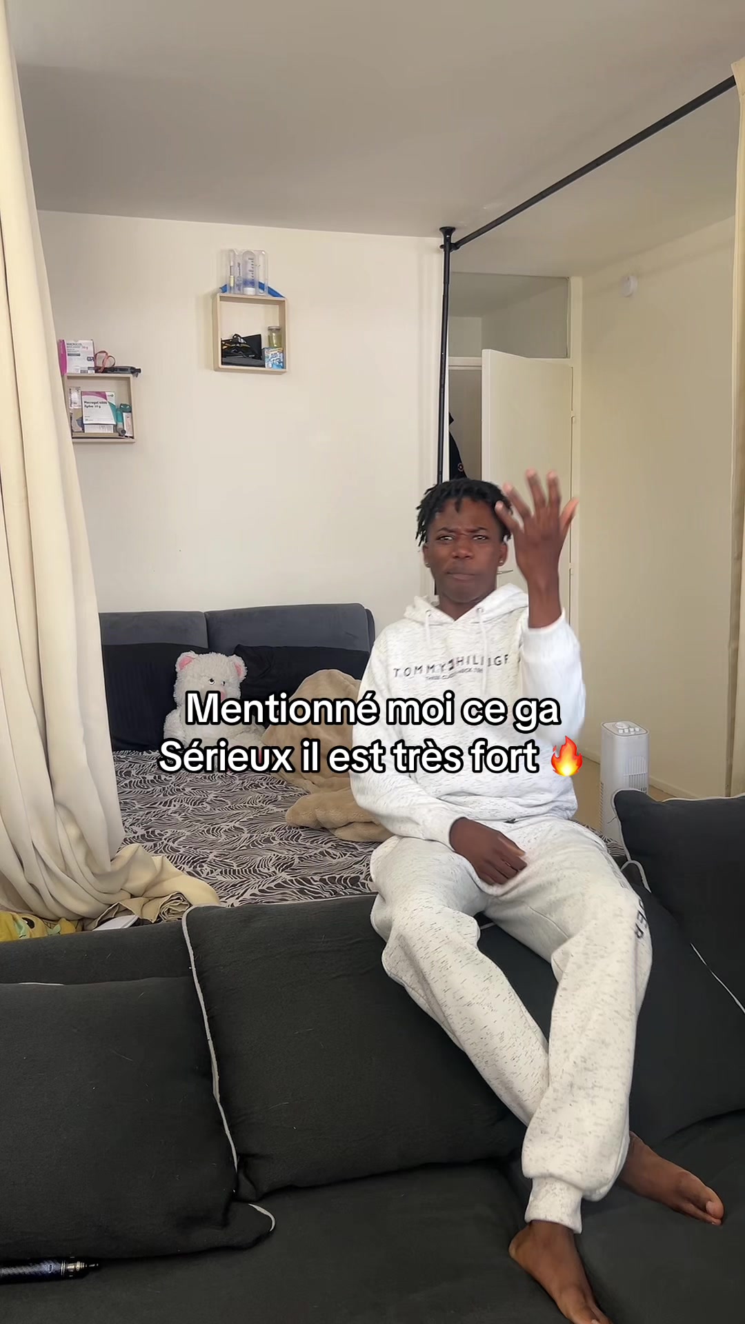 @🧿Räyän@-b🔱🇨🇬🇦🇴🧿