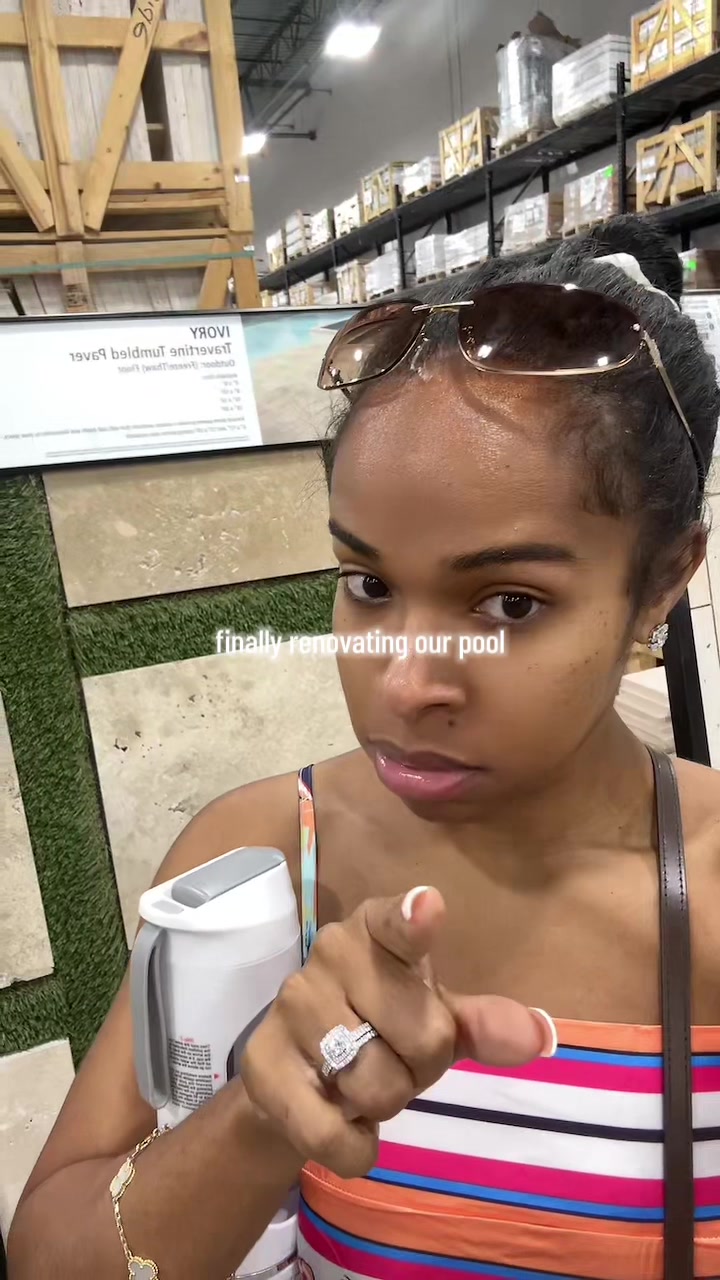 @DellyFever