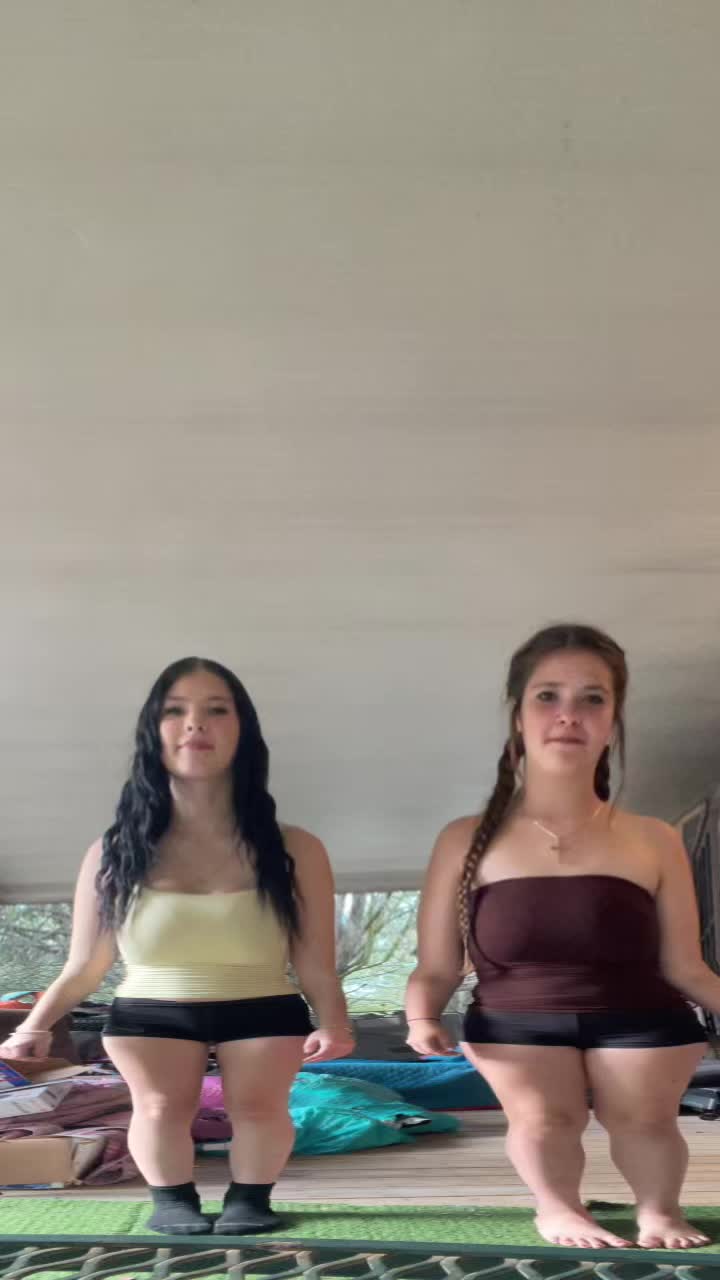 @🤫
