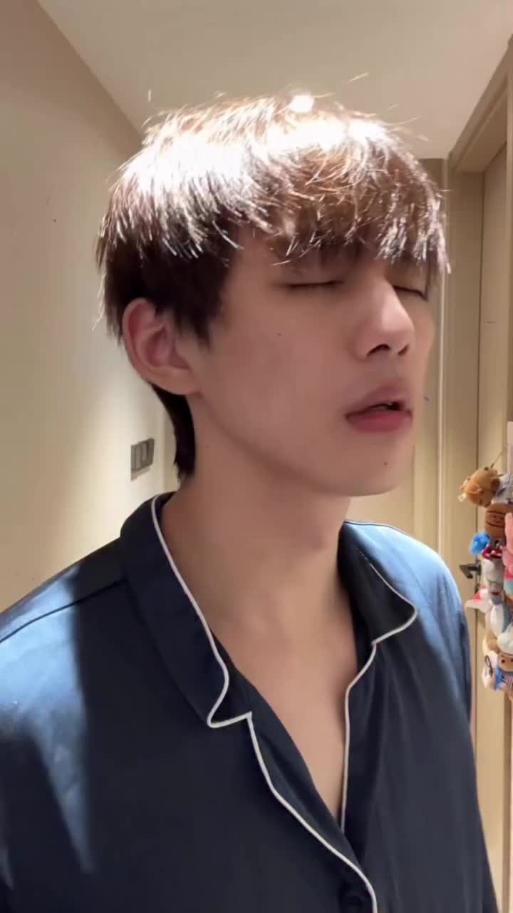 @Miauyuchi_