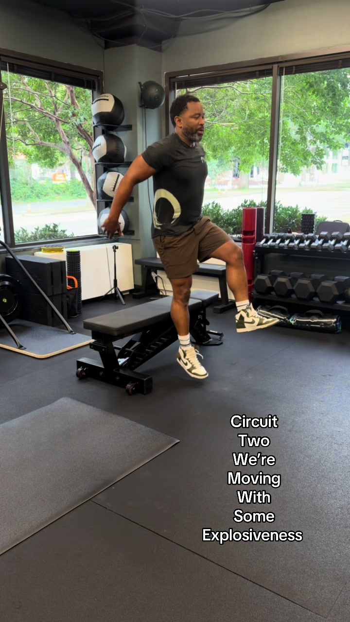 @James-Strength&Longevity Coach