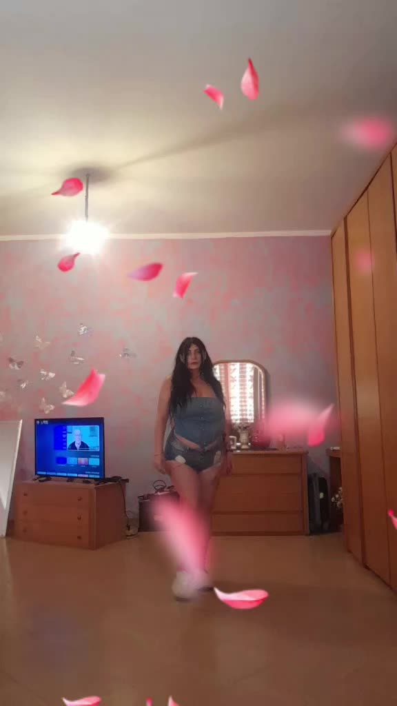 @user1374615302565