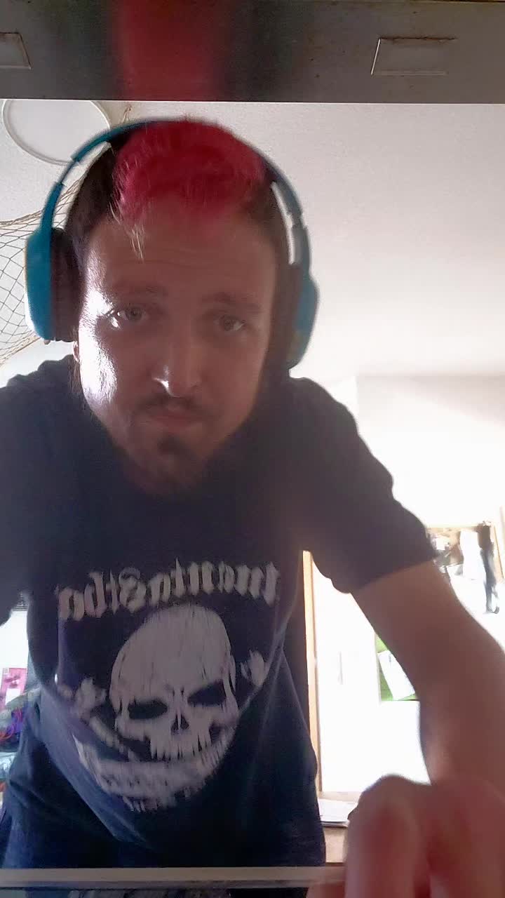 @Der_Ossi1991