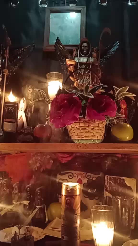 @chiquis baby💐😘💀😈🖤