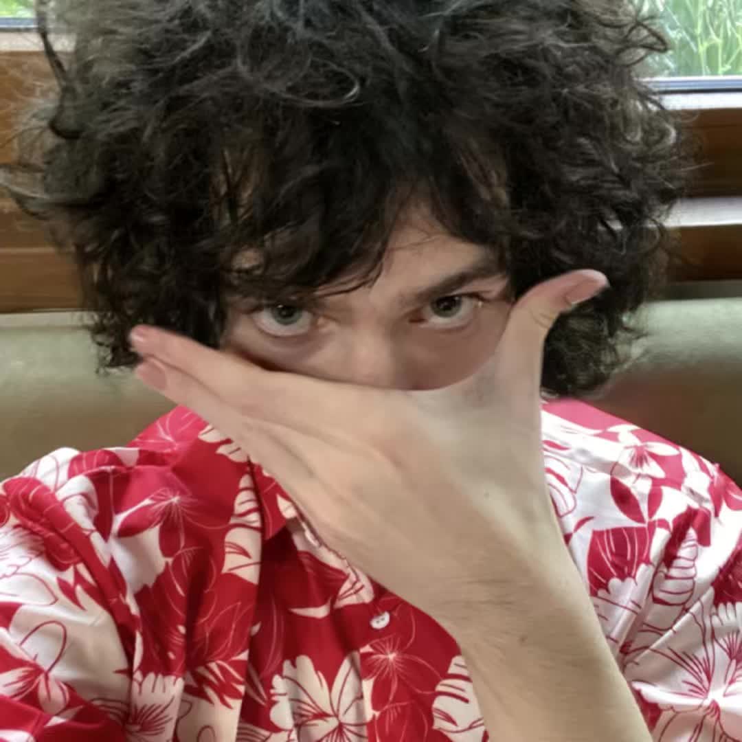 @kyiwzy