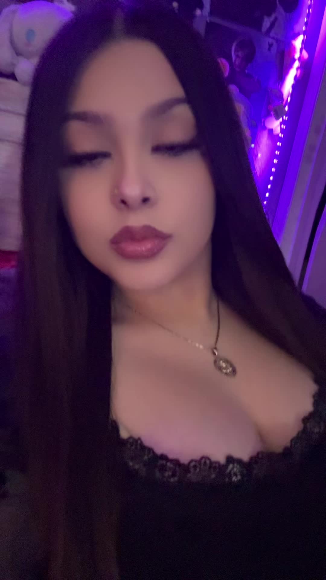 @ₙₓₛᵢᵢ₄₂₀🌸