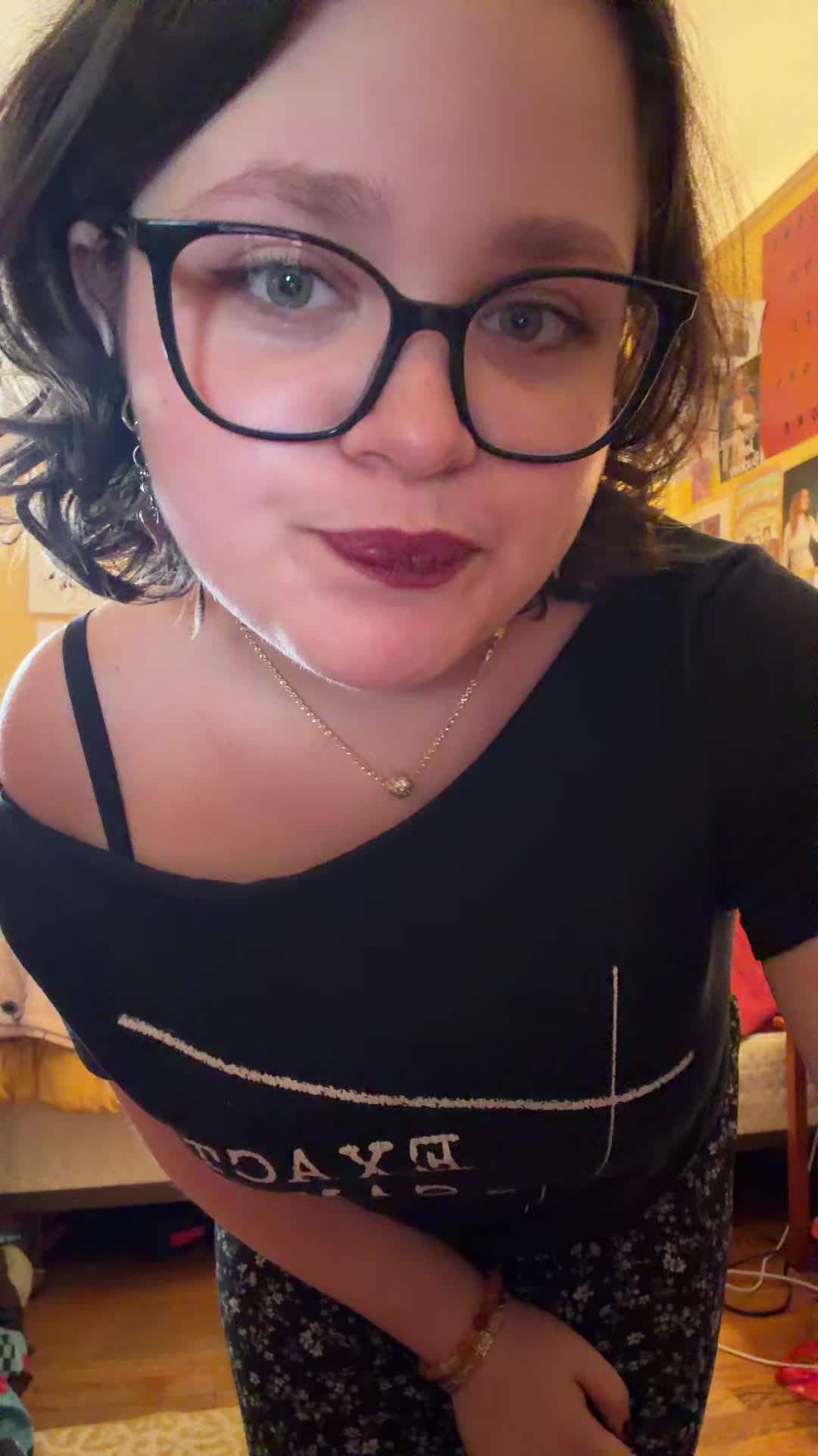 @ella 🐞