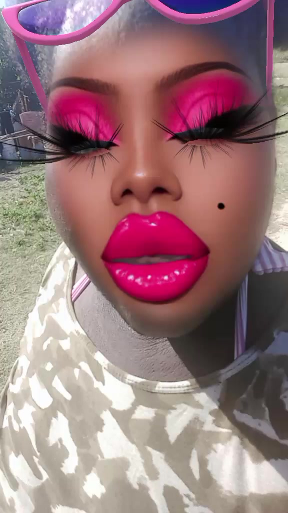 @nazma🥰😍🤩