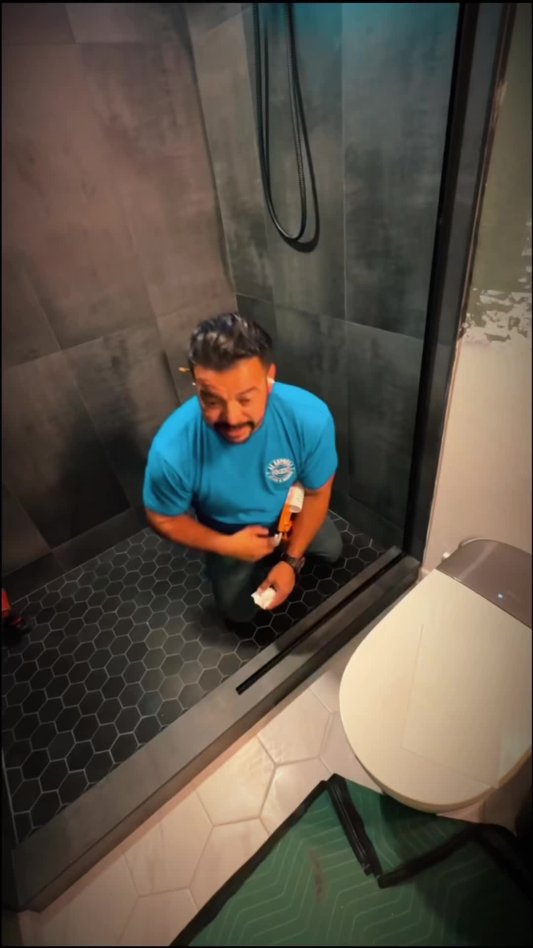 @AZ Express Glass and Mirror
