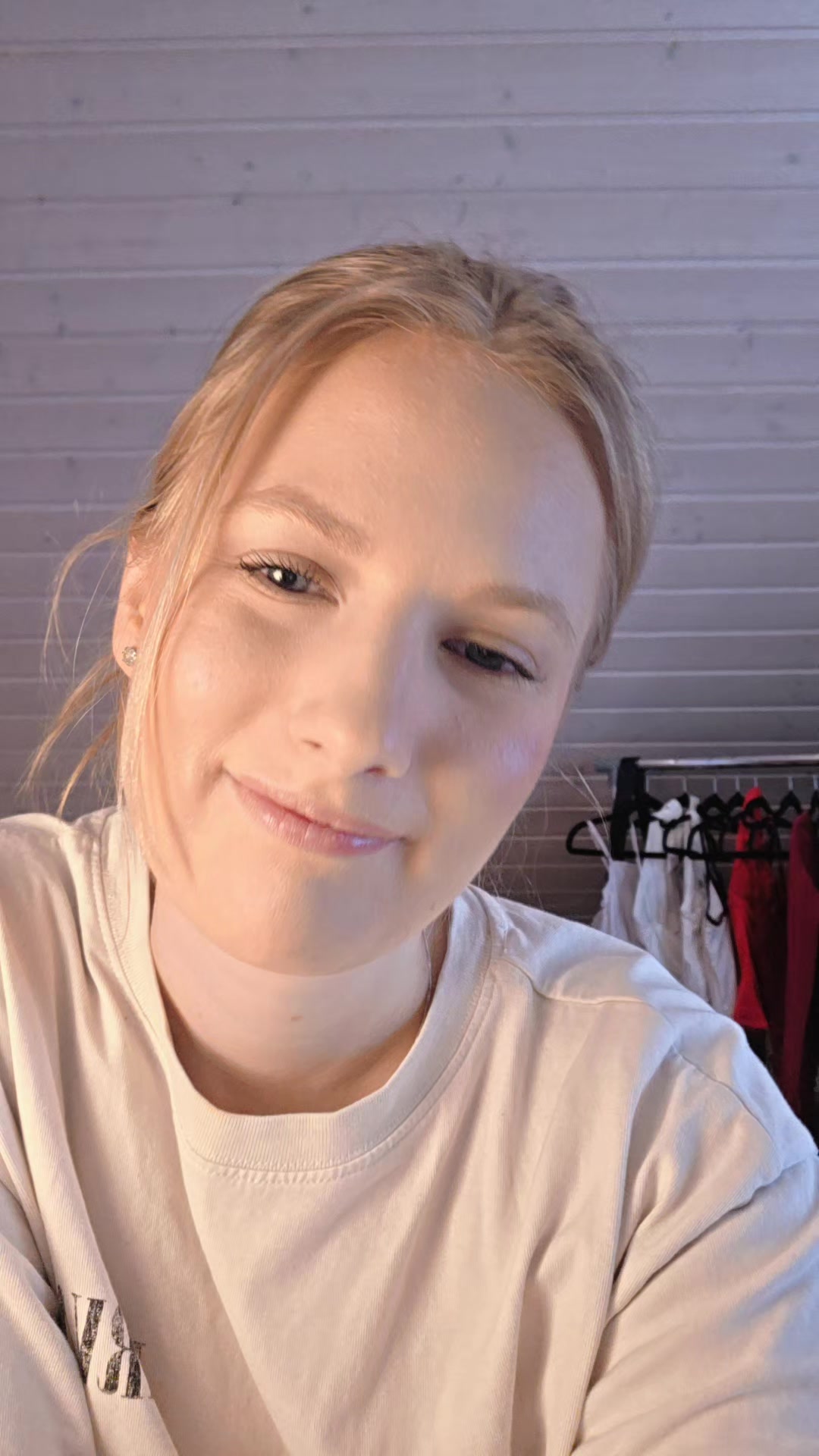@Jenni