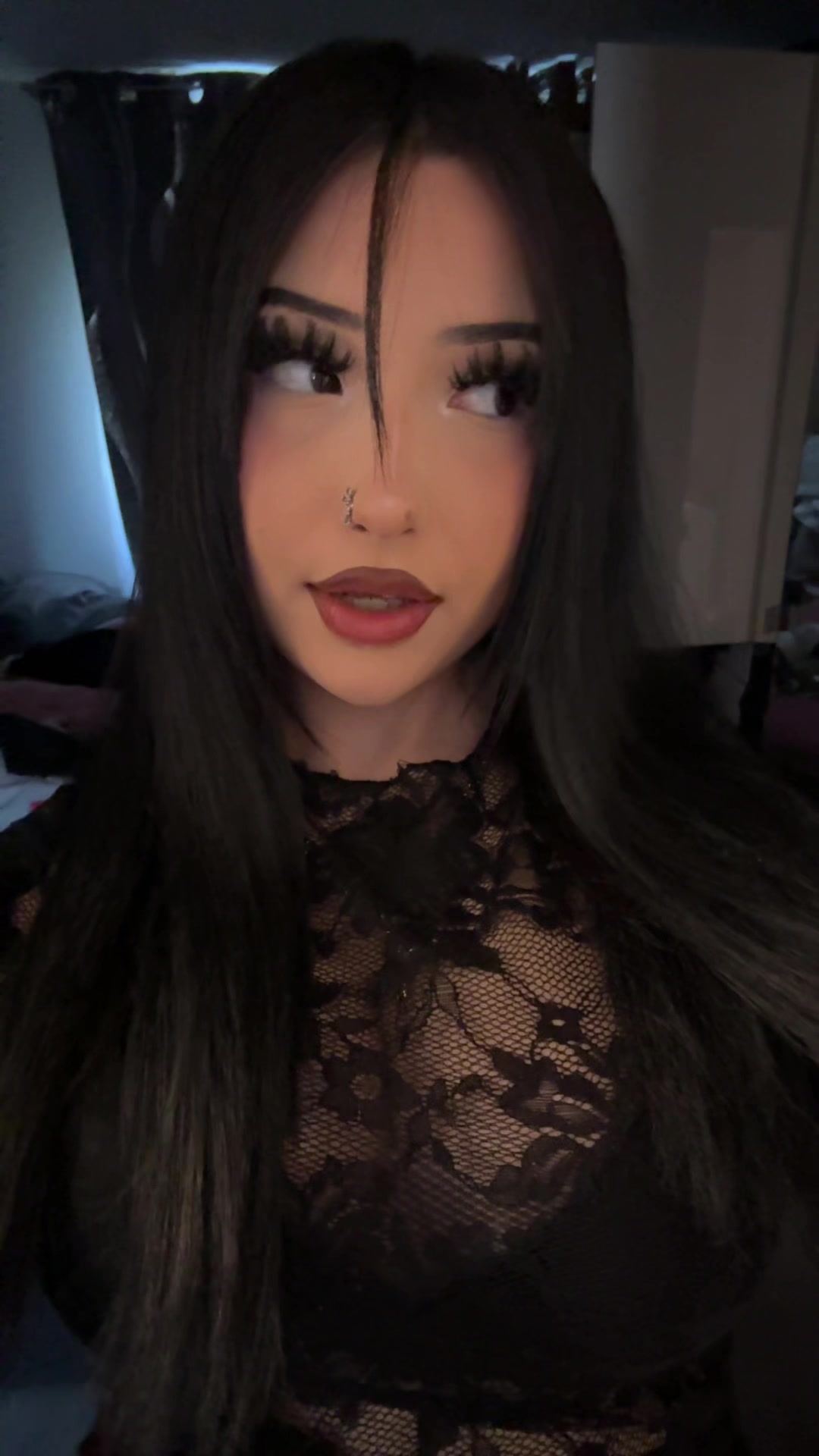@naomi
