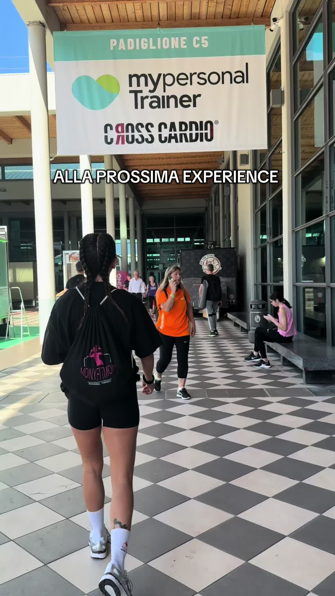 @MonyFitMom_trainer