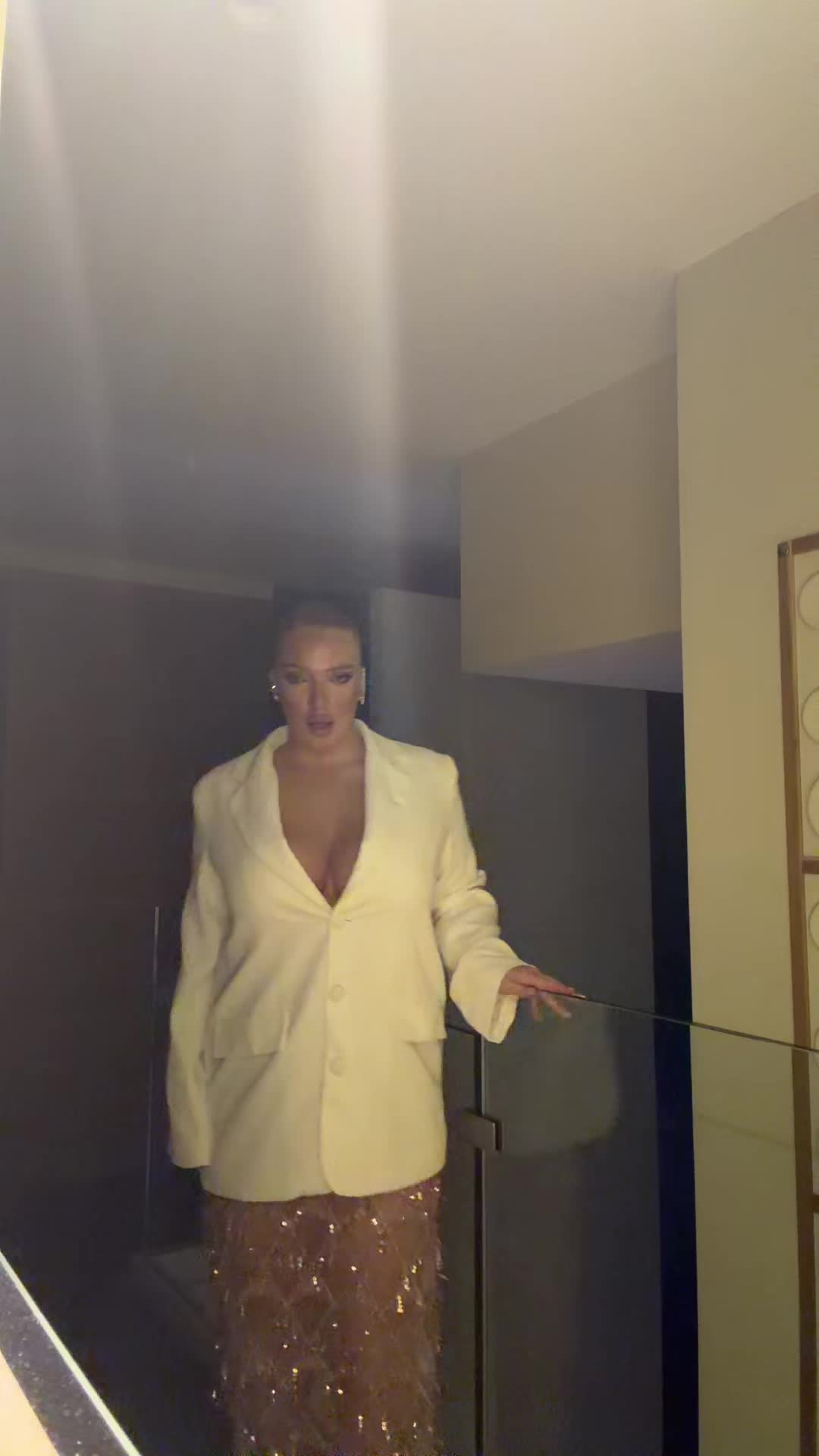 @_corinnepetrellese_