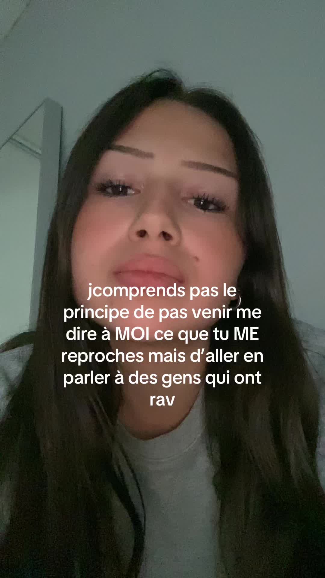 @~