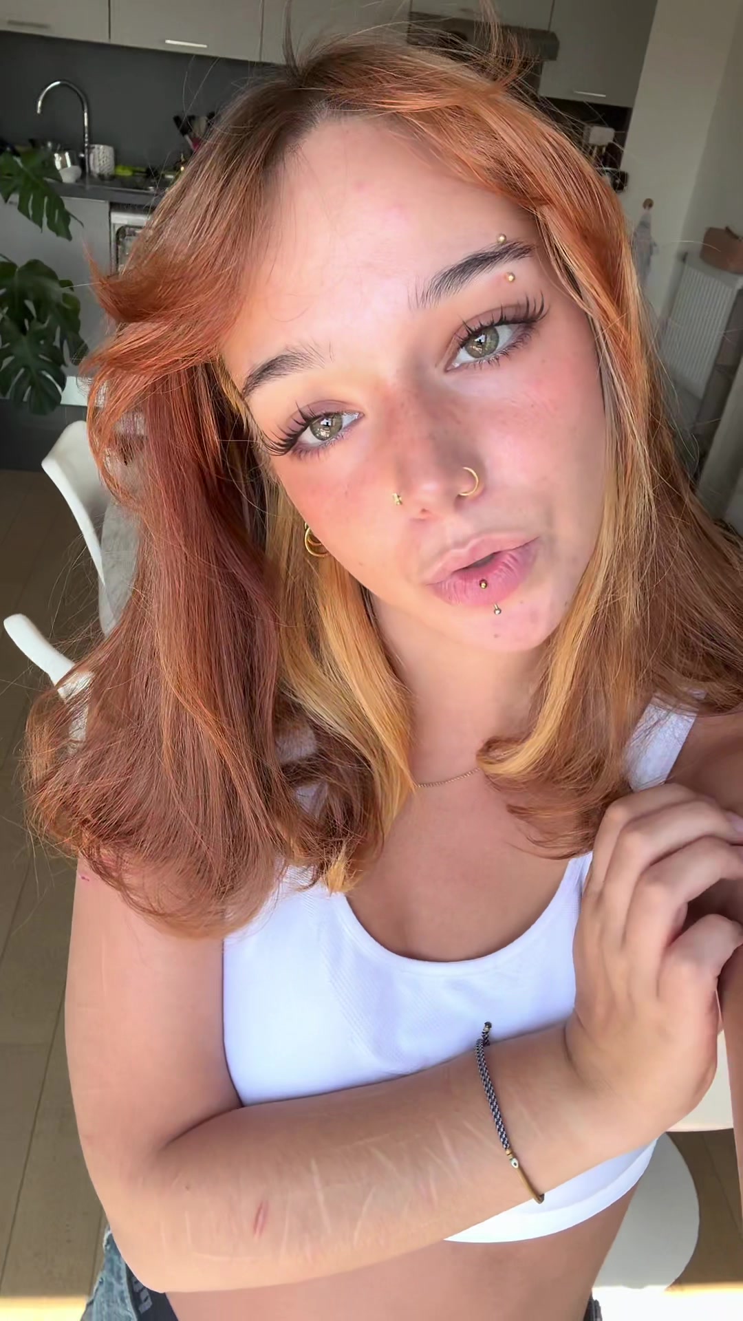@lyraptor_