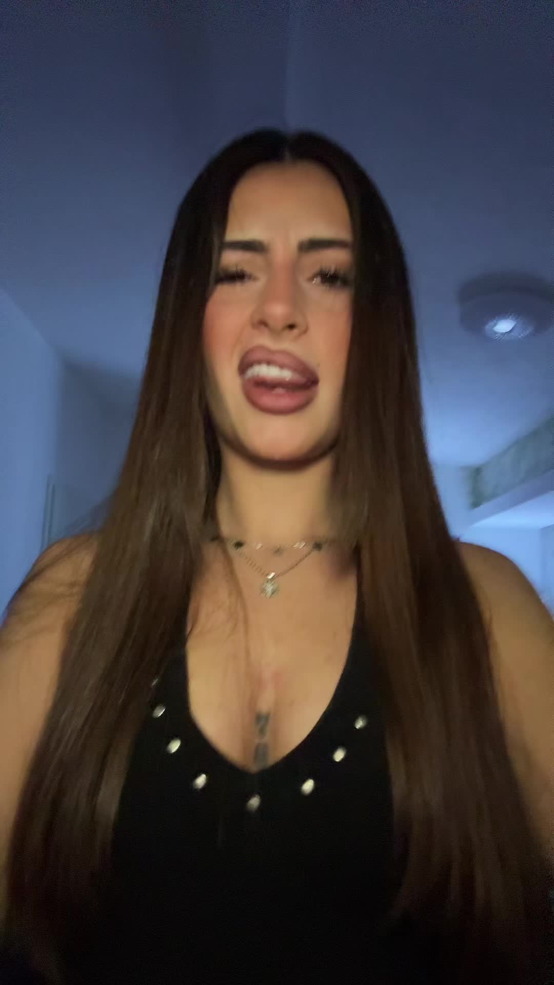 @𝒜𝒩𝟥𝒯𝒜