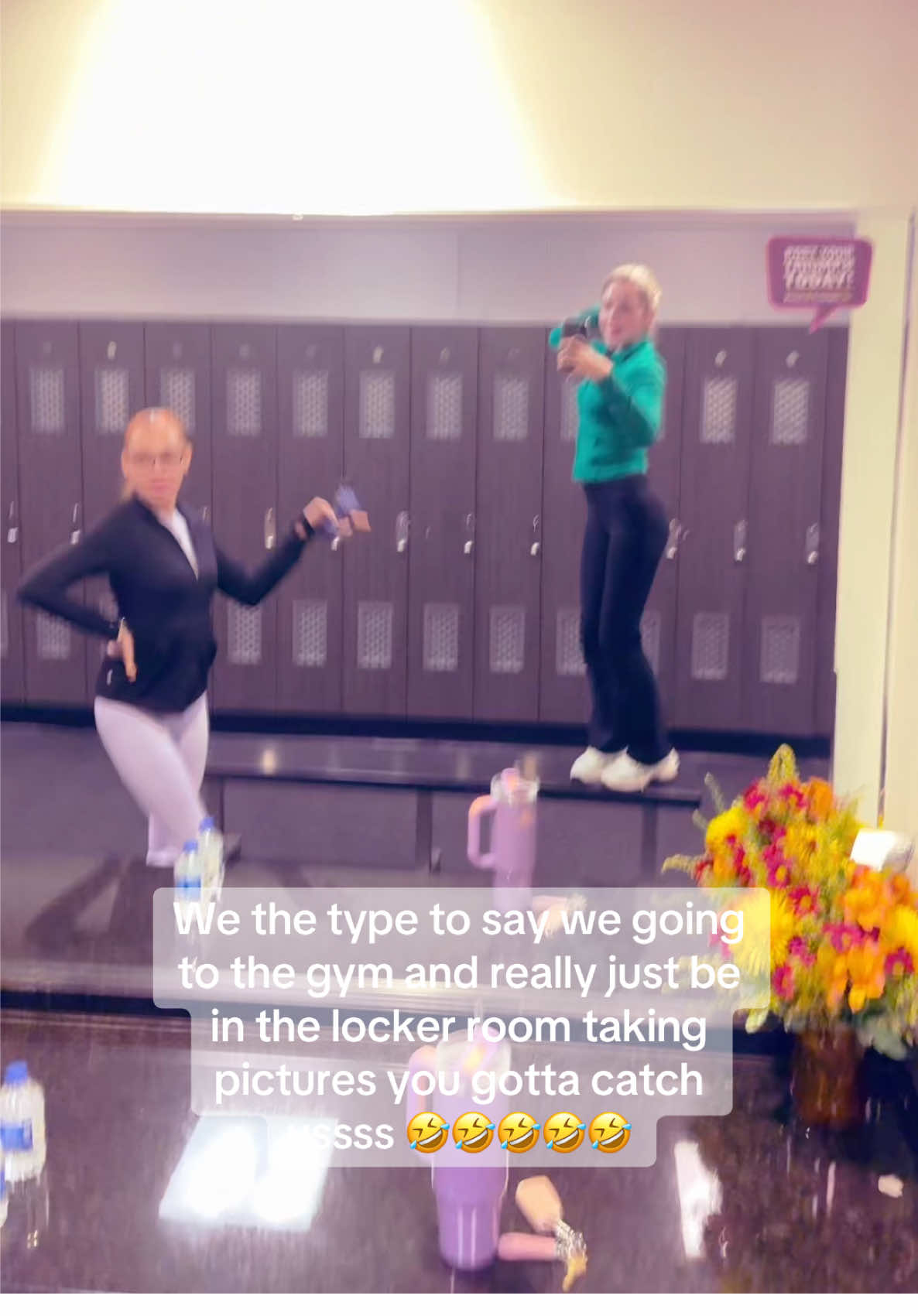 @laynaslicious 👅