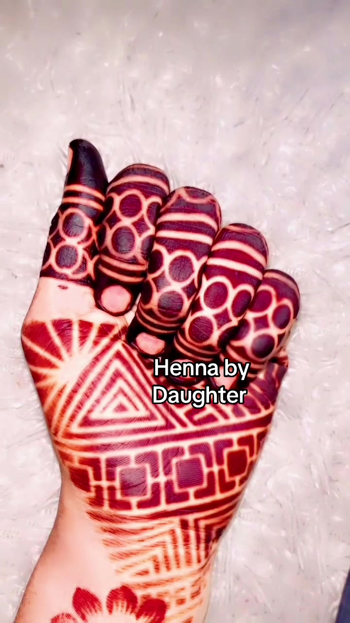 @hennabydaughter2