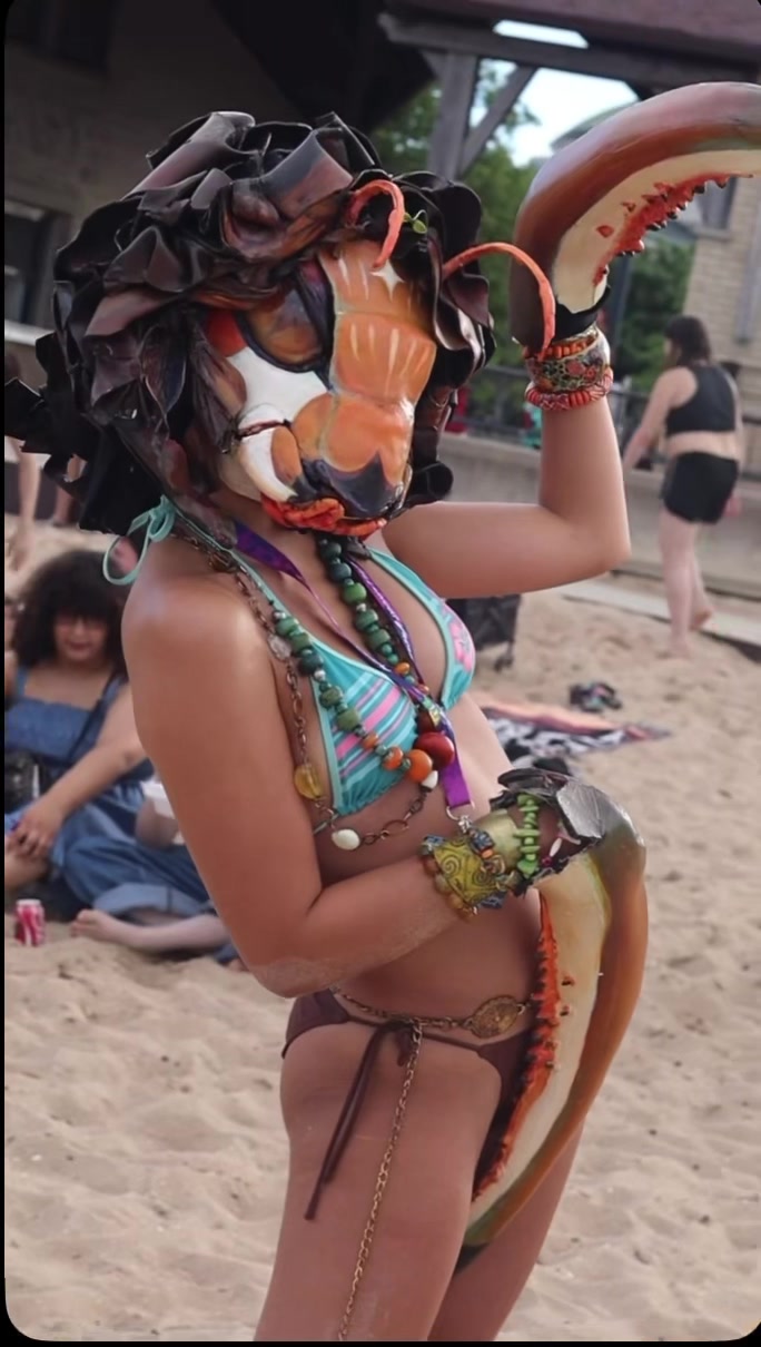 @Biolumantis / Fur2