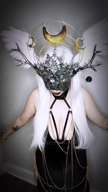 @Slumber moth