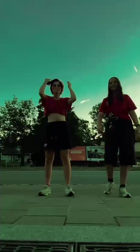 @Lena