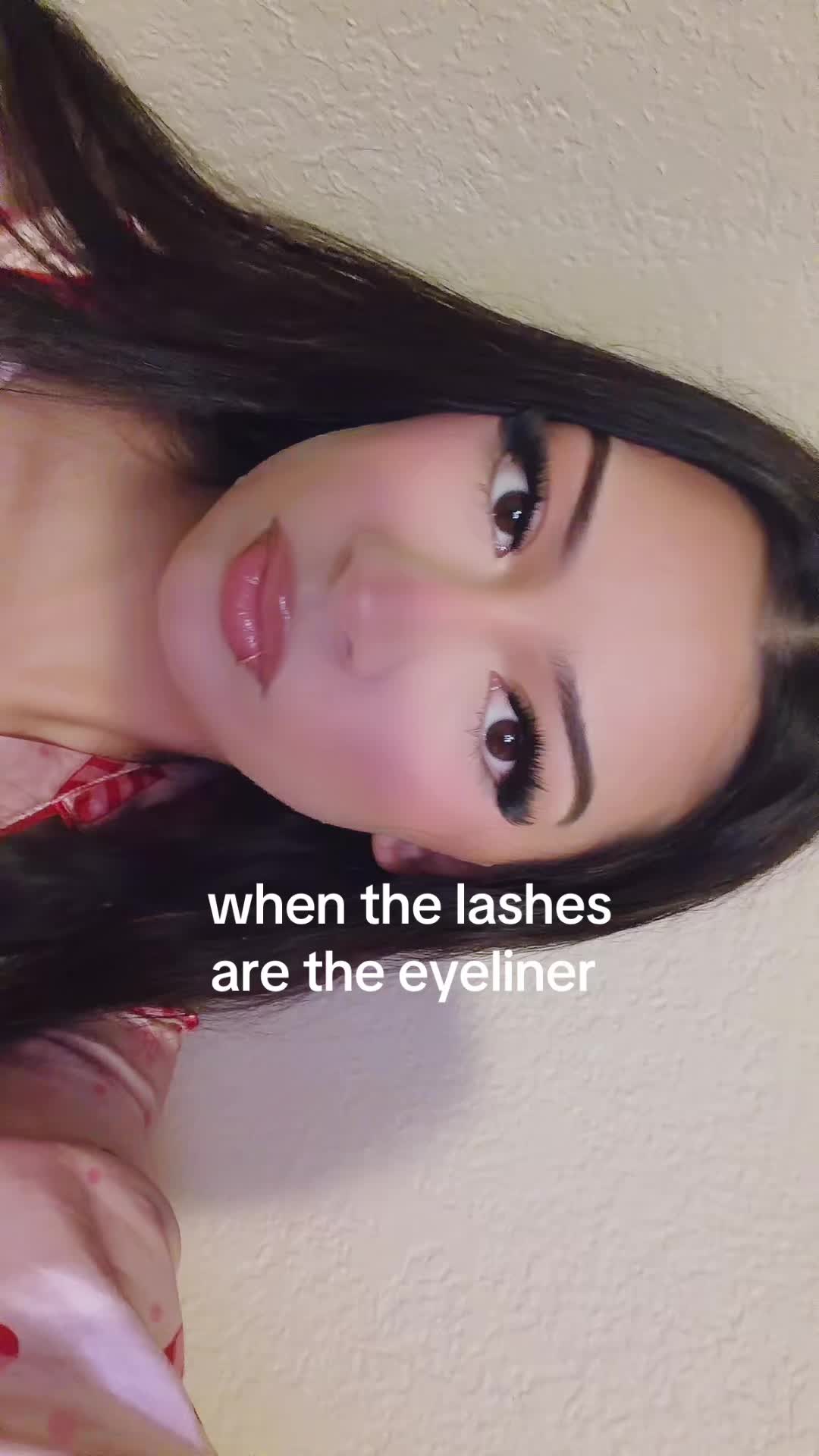 @yani ᥫ᭡