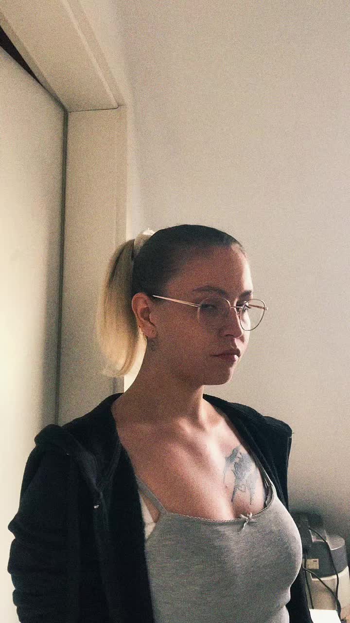 @Lisa-Marie