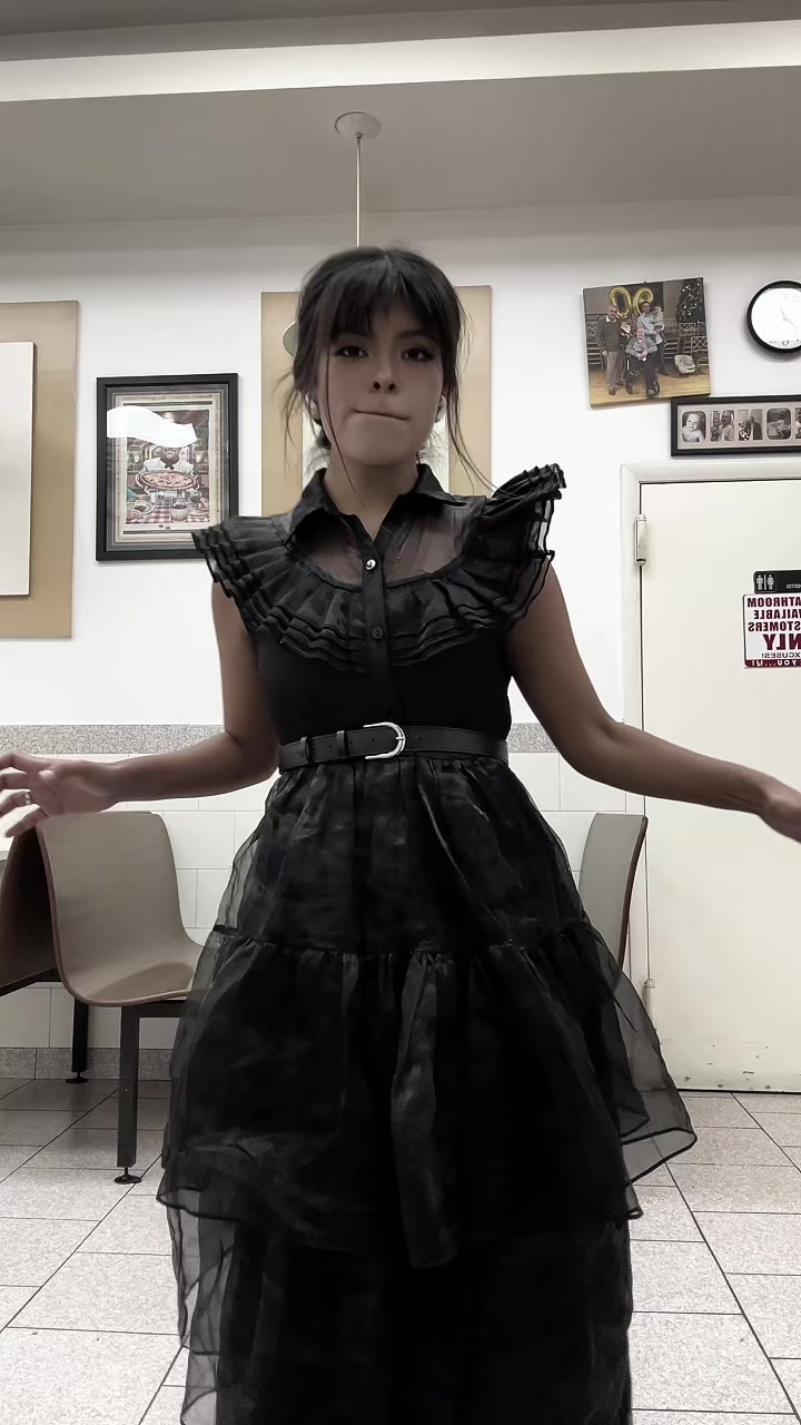 @littlenina.cos