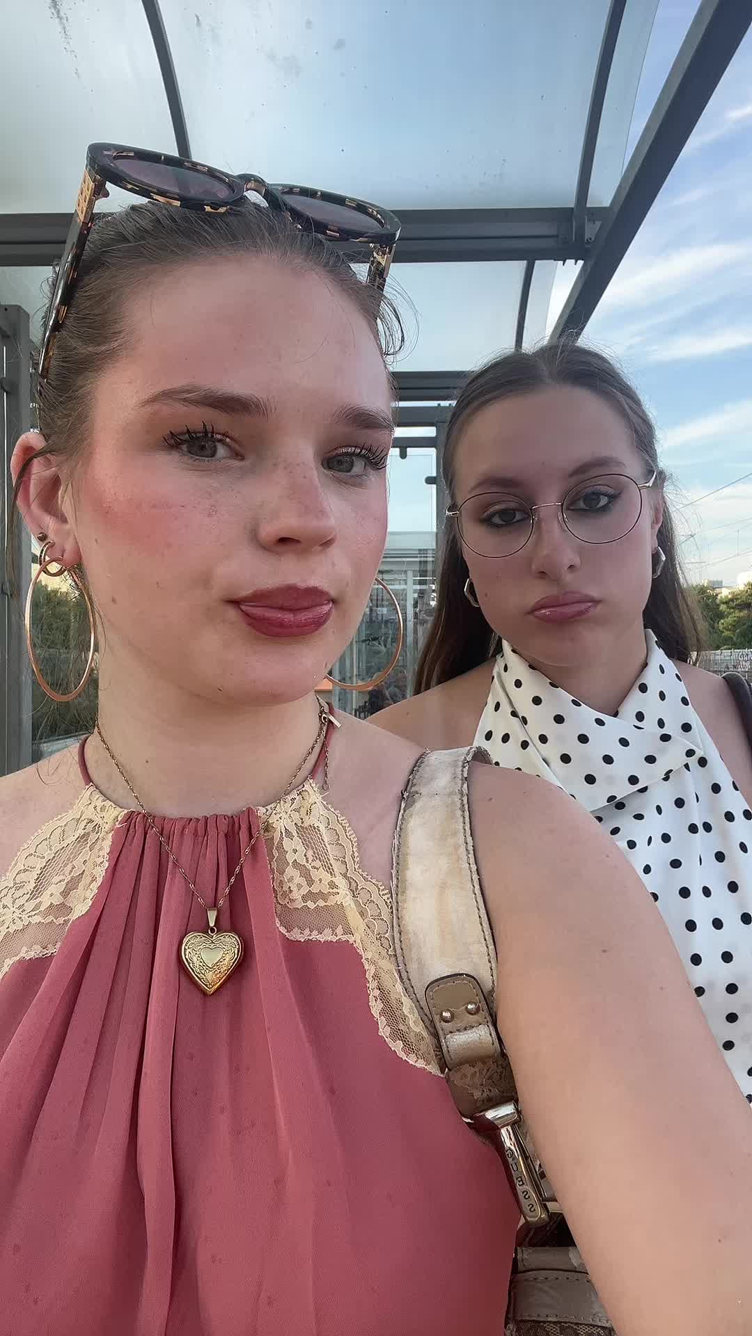 @flo🧁🧘🏼♀️⭐️🎨