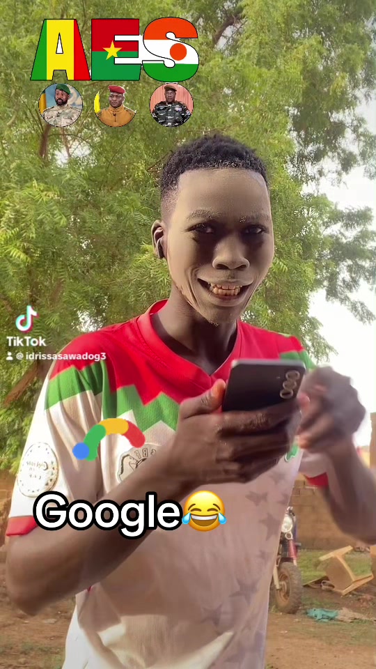 @PETIT GOOGLE 😂😂