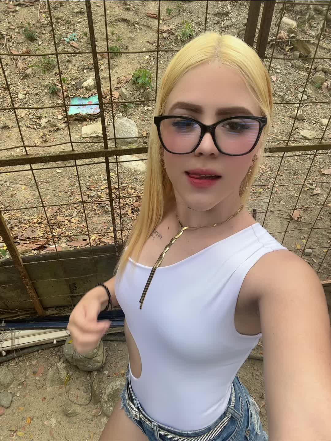 @vanessamarin