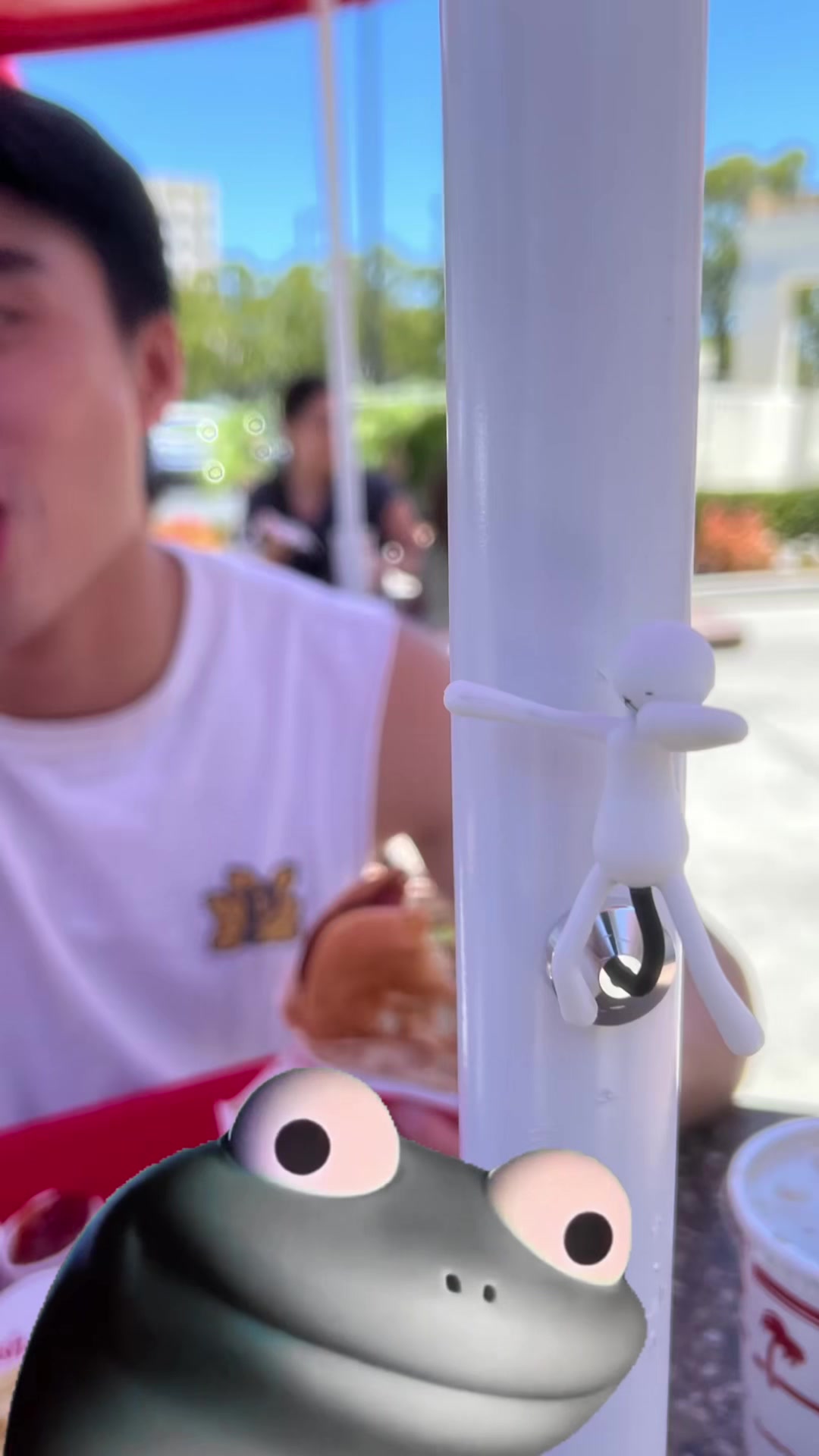 @strapbro 🦭