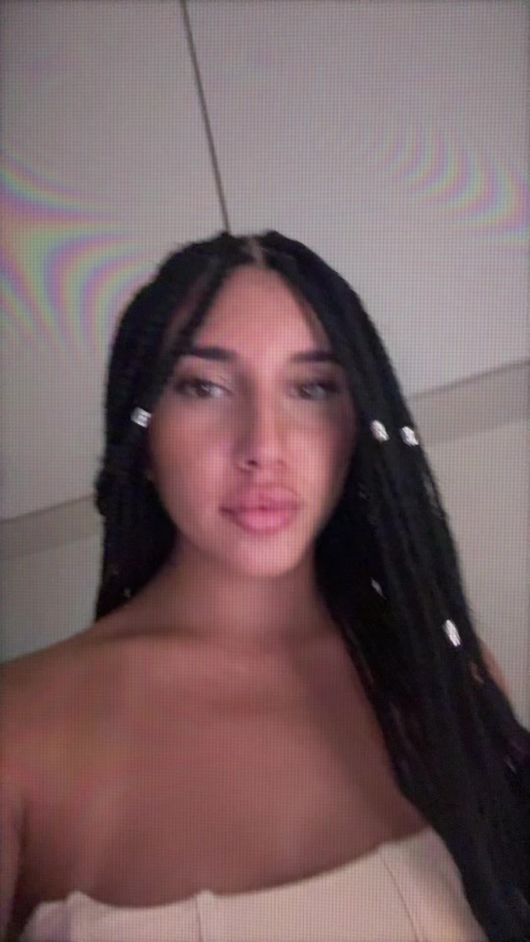 @_Ale